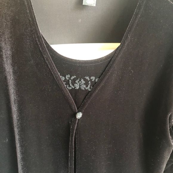 Impressions Millennium Edition Black Velvet Top With Attached Velvet Scoop Shell - Picture 6 of 7